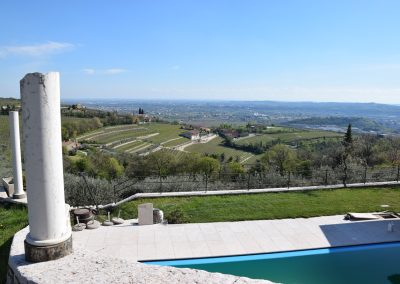 foto villa con giardino, piscina e vista panoramica - studio e progettazione architettonica ballarini e associati