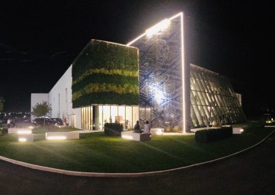 foto panoramica notturna salone esposizione marmi - architettura e design industriale - studio tecnico ballarini